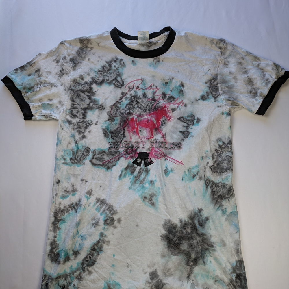 Size Medium (18x28)- paisley fields Vtg tee